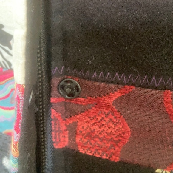 Exquisite Tapestry Coat - Picture 13 of 16